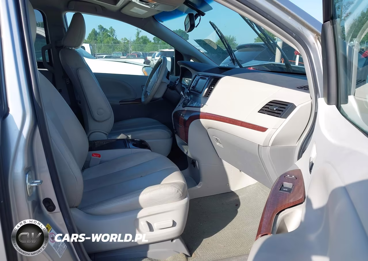 2014 Toyota Sienna Xle V6 8 Passenger VIN:5TDYK3DC3ES412081 - 5