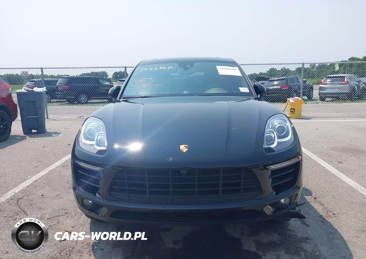 2017 Porsche Macan S VIN:WP1AB2A55HLB19935 - 12
