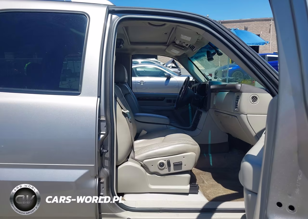 2003 Cadillac Escalade Standard VIN:1GYEK63N23R172759 - 5