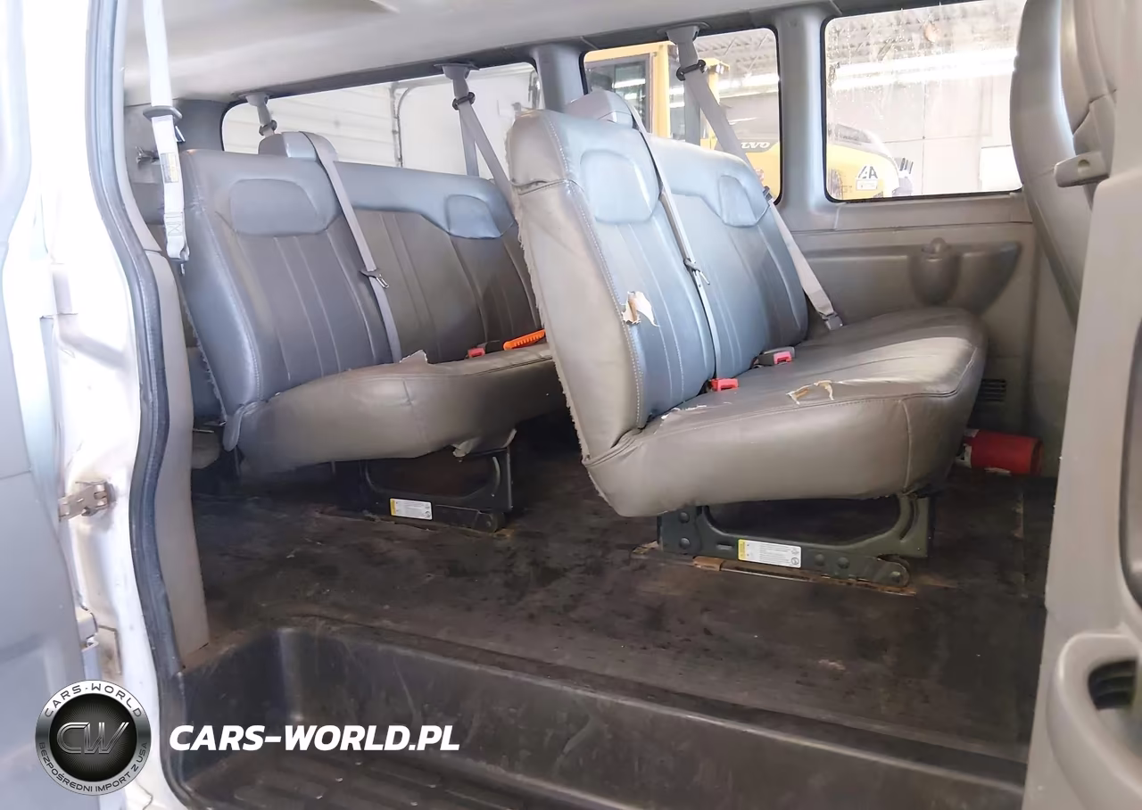 2016 Chevrolet Express 3500 Ls VIN:1GAZGNFF5G1281818 - 8
