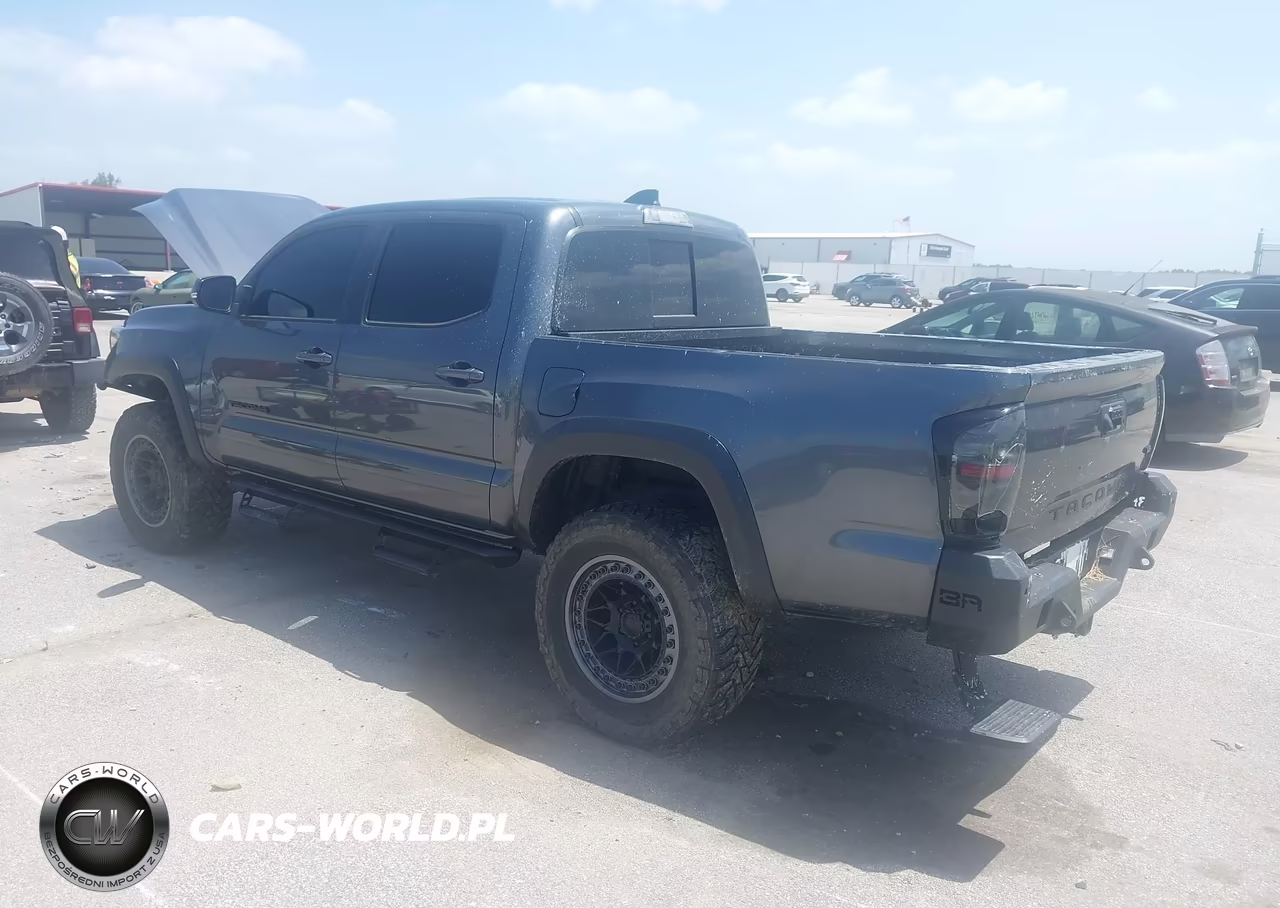 2023 Toyota Tacoma Trd Off Road VIN:3TMCZ5AN7PM588223 - 3
