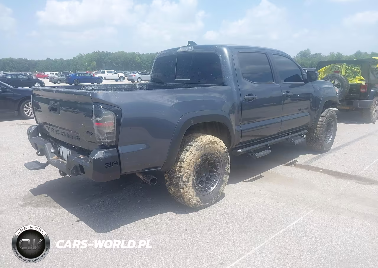 2023 Toyota Tacoma Trd Off Road VIN:3TMCZ5AN7PM588223 - 4