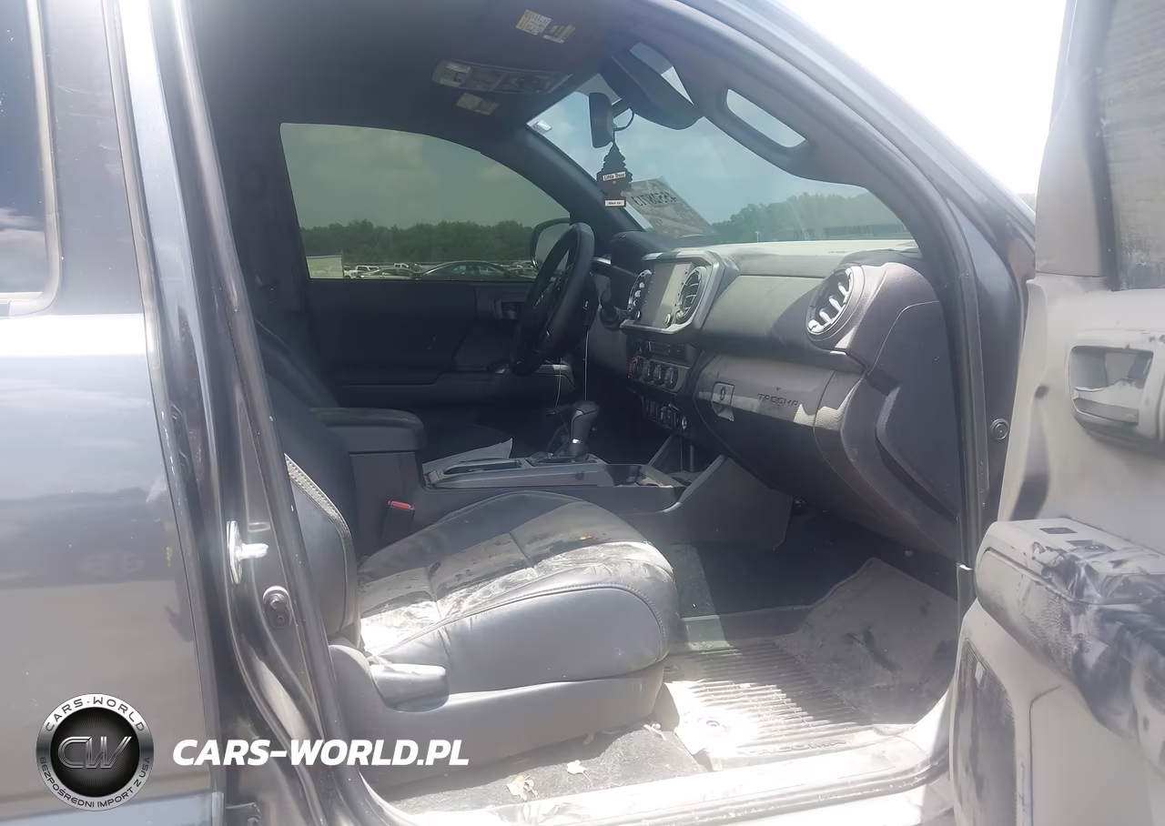 2023 Toyota Tacoma Trd Off Road VIN:3TMCZ5AN7PM588223 - 5