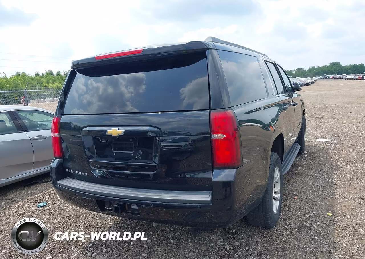 2018 Chevrolet Suburban Lt VIN:1GNSKHKC8JR162357 - 17