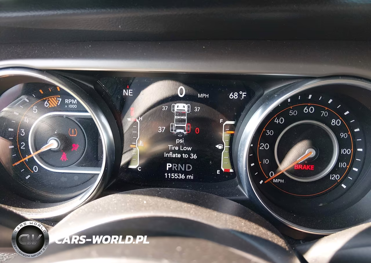 2020 Jeep Wrangler Unlimited Sport S 4X4 VIN:1C4HJXDN4LW340011 - 7
