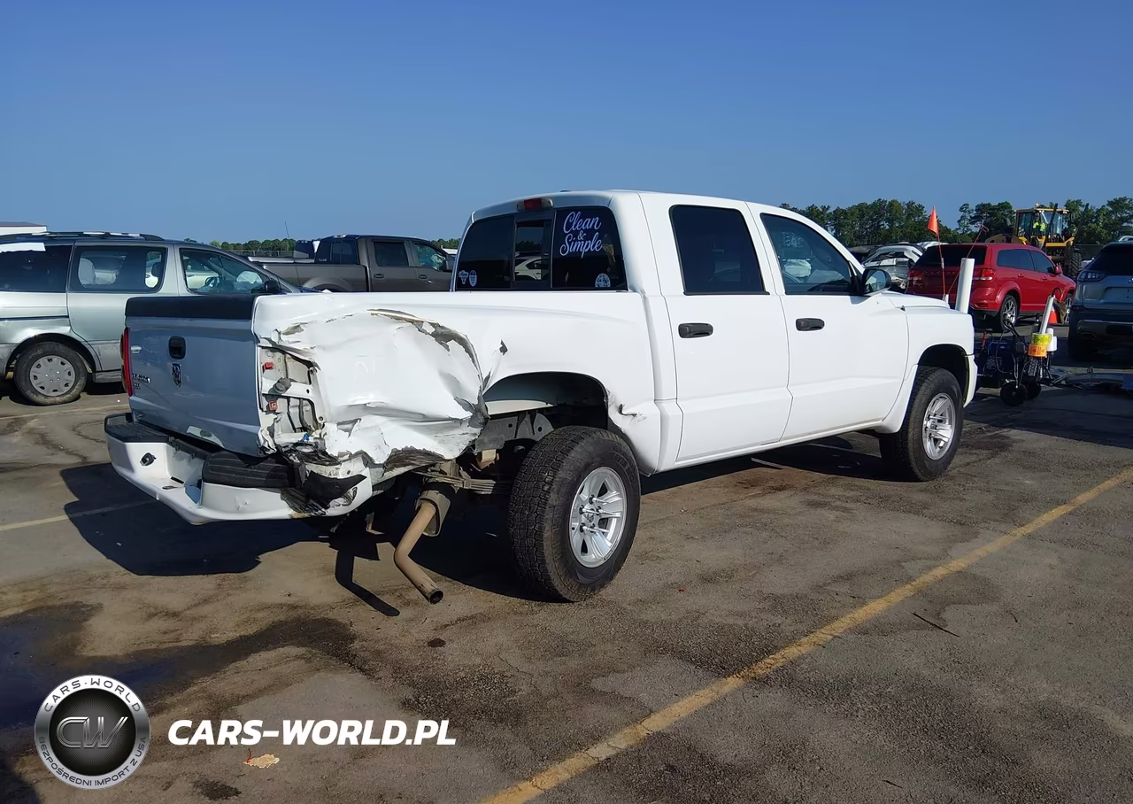 2008 Dodge Dakota Slt VIN:1D7HE48K28S505769 - 4