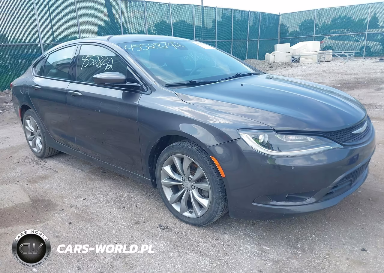 2016 Chrysler 200 S – zdjęcie 1 z 16