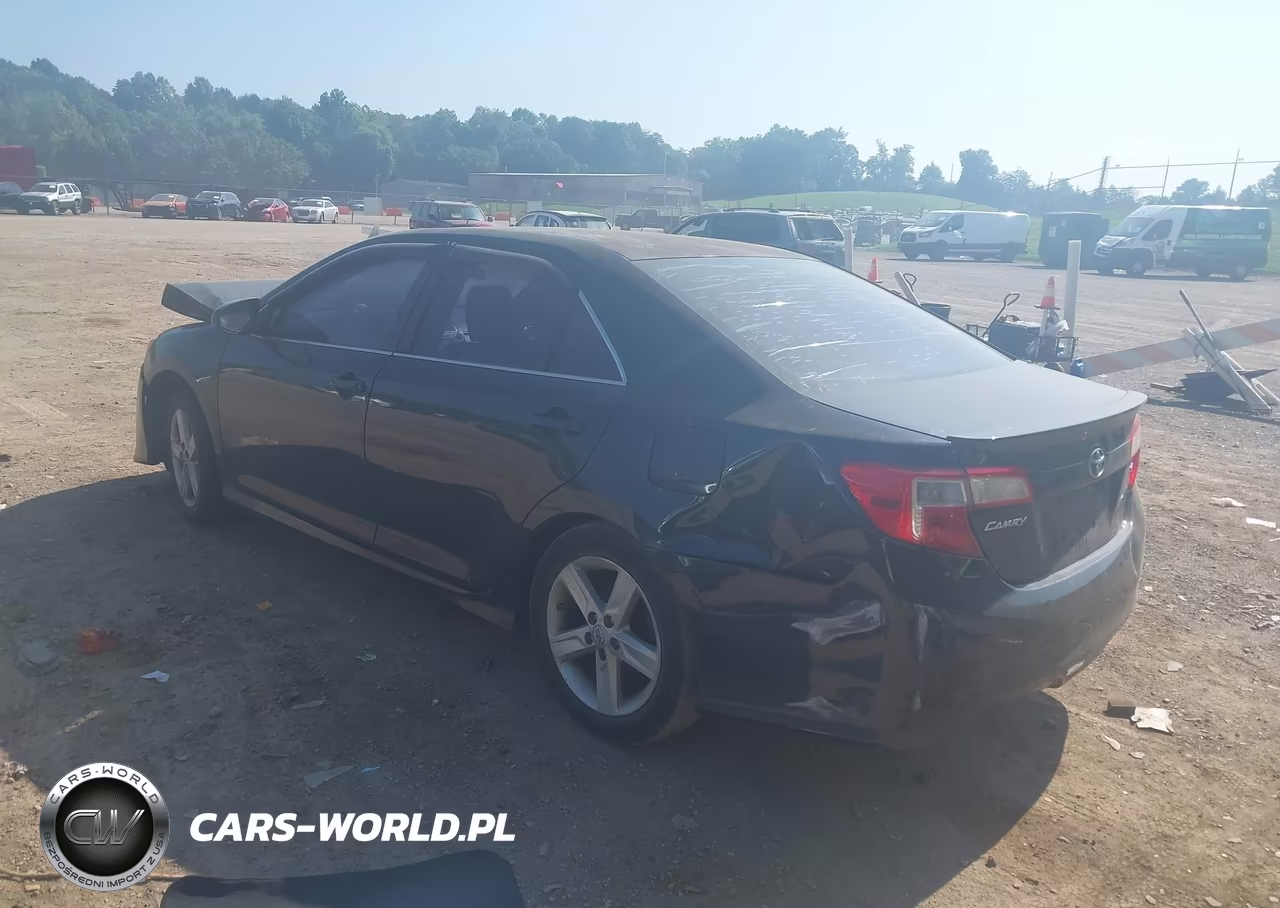 2013 Toyota Camry Se VIN:4T1BF1FK4DU226932 - 3