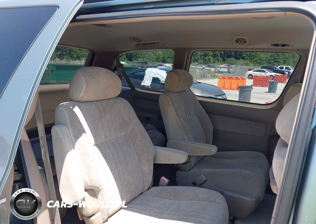 1999 Toyota Sienna Le VIN:4T3ZF13C6XU107450 - 8