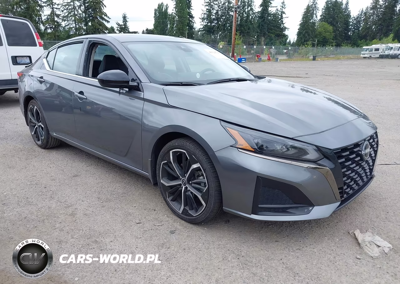 2025 Nissan Altima Sr Fwd – zdjęcie 1 z 17
