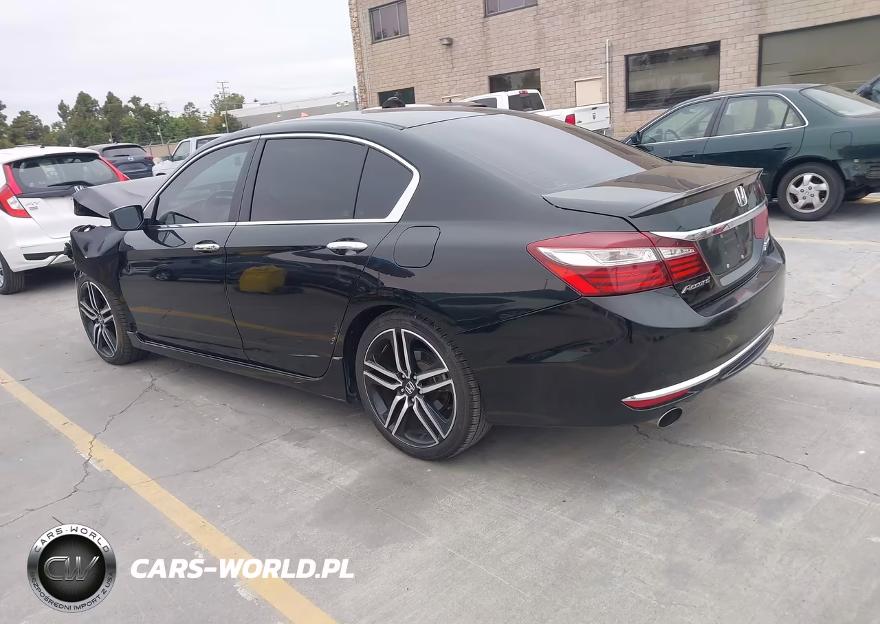 2017 Honda Accord Sport Se VIN:1HGCR2F19HA281592 - 3
