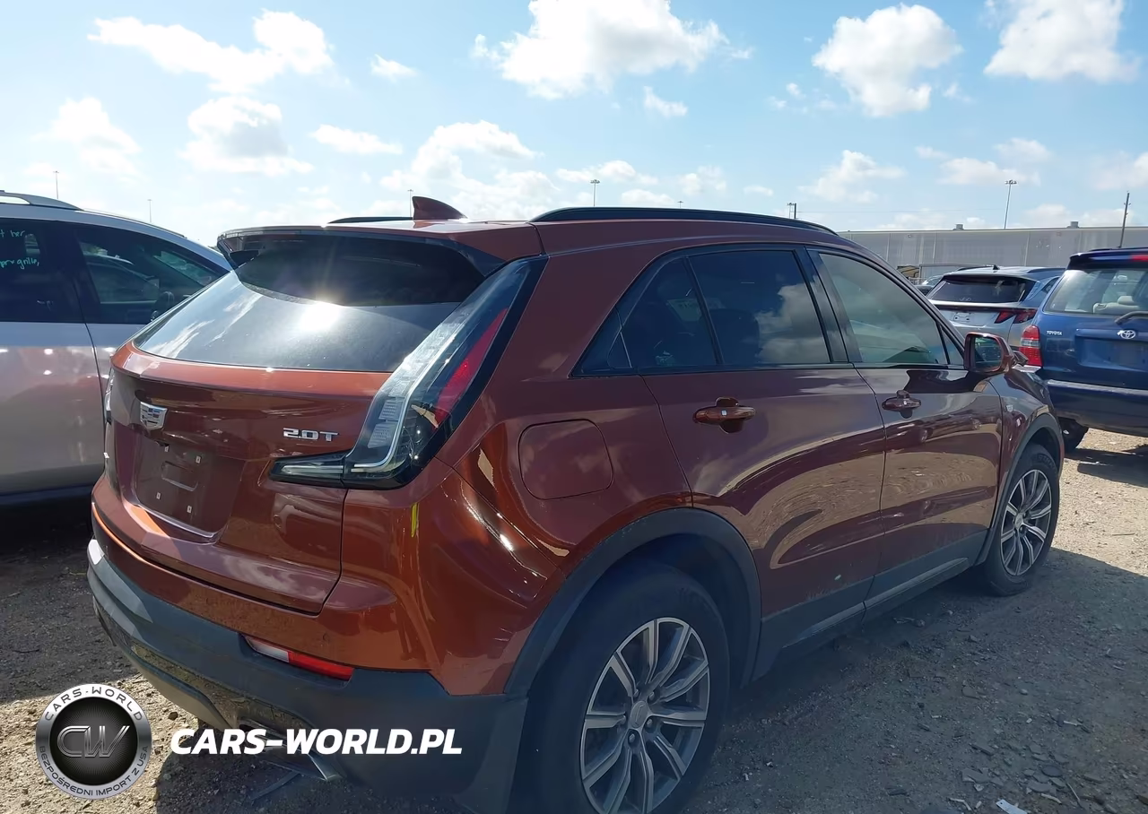 2019 Cadillac Xt4 Sport VIN:1GYFZFR41KF108355 - 4