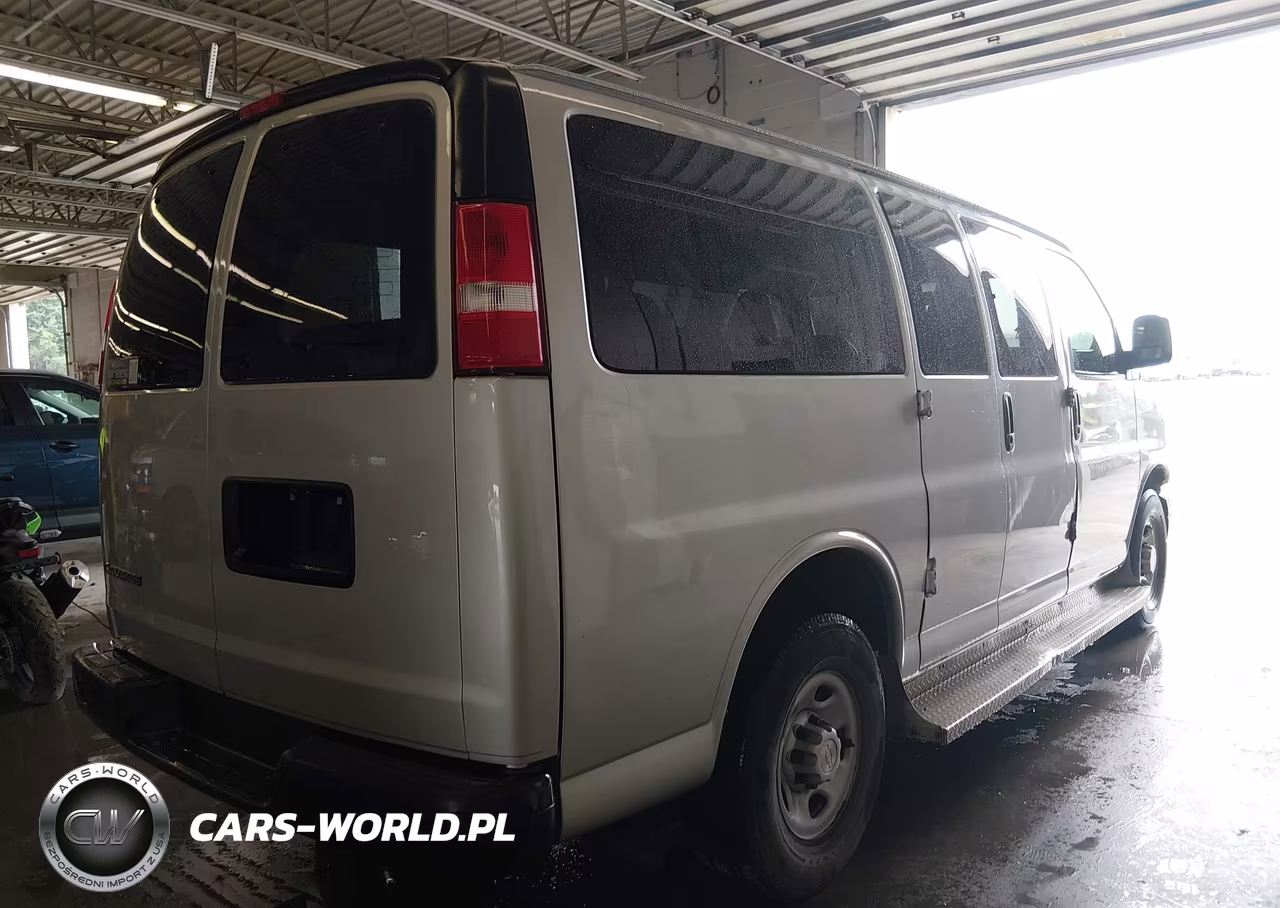 2019 Chevrolet Express 2500 Ls VIN:1GAWGEFG4K1341317 - 4