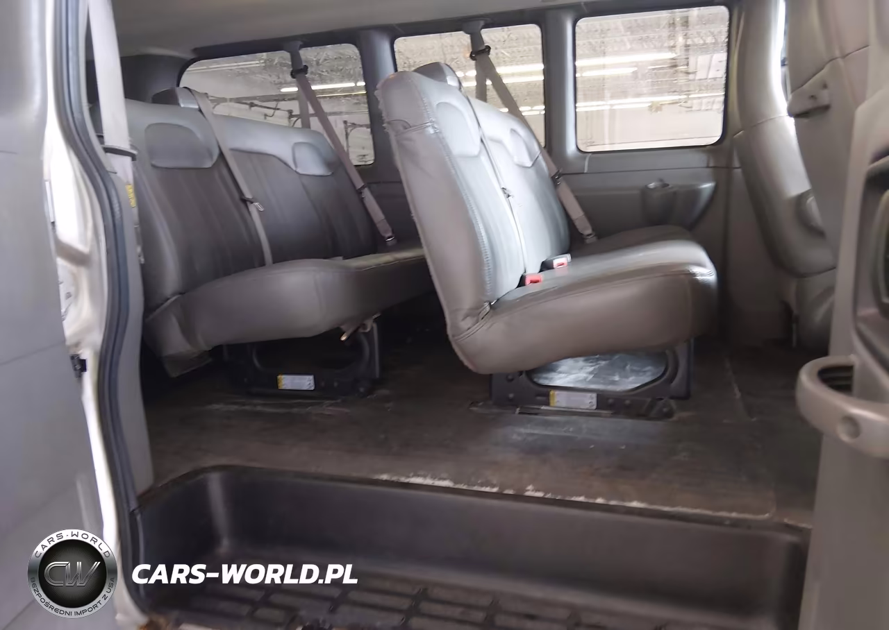 2019 Chevrolet Express 2500 Ls VIN:1GAWGEFG4K1341317 - 8