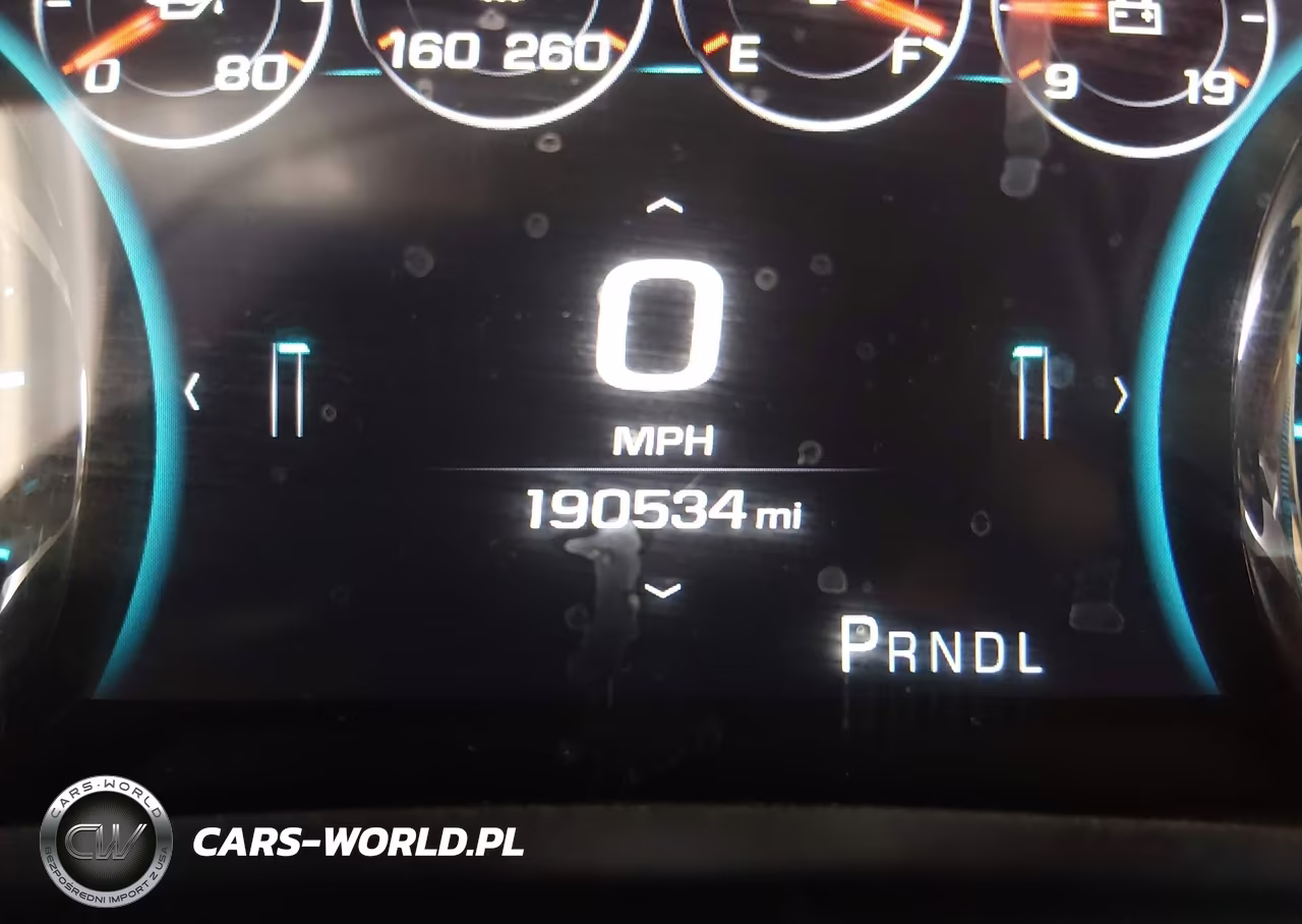 2019 Chevrolet Suburban Premier VIN:1GNSCJKC0KR153397 - 15