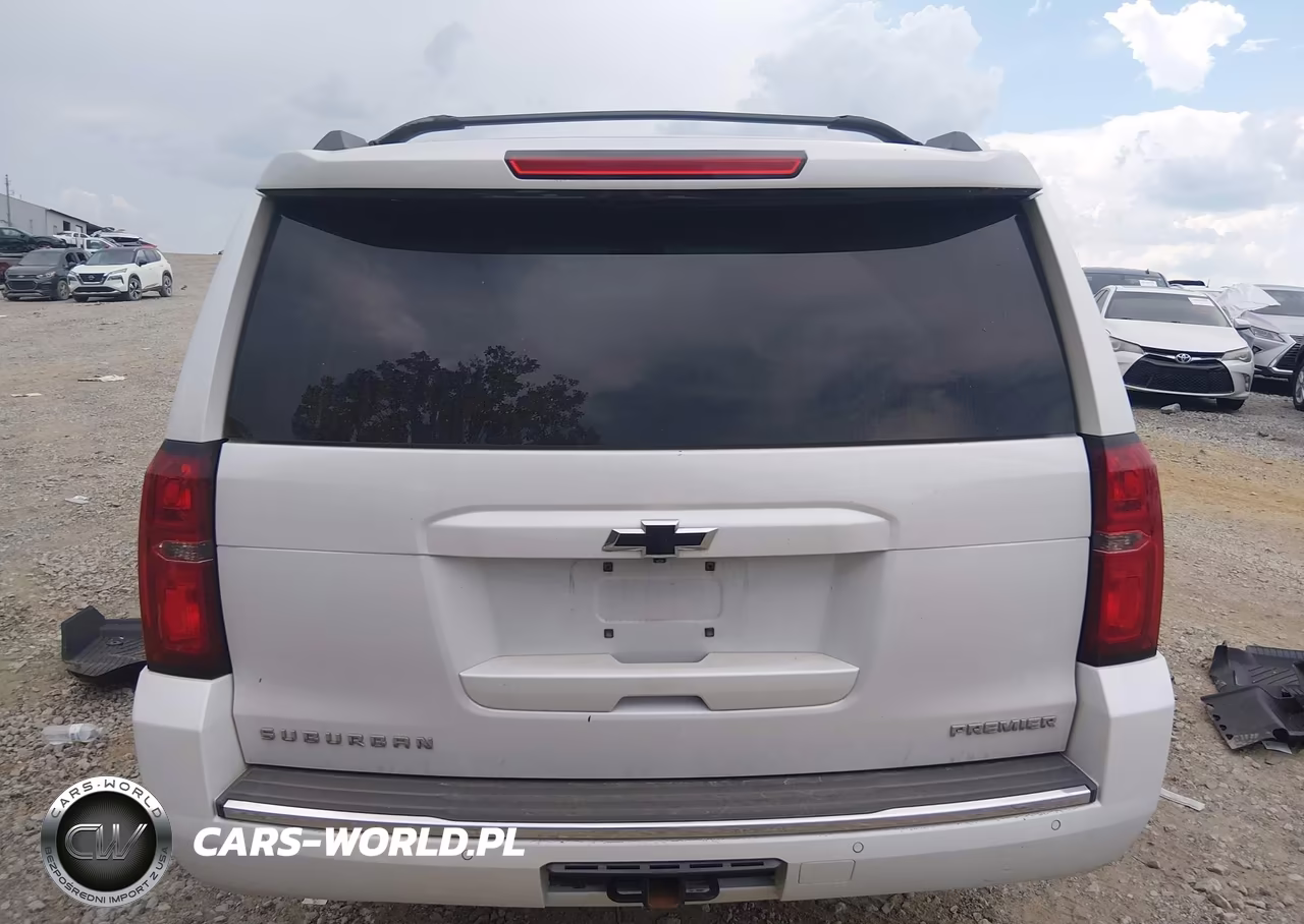 2019 Chevrolet Suburban Premier VIN:1GNSCJKC0KR153397 - 16