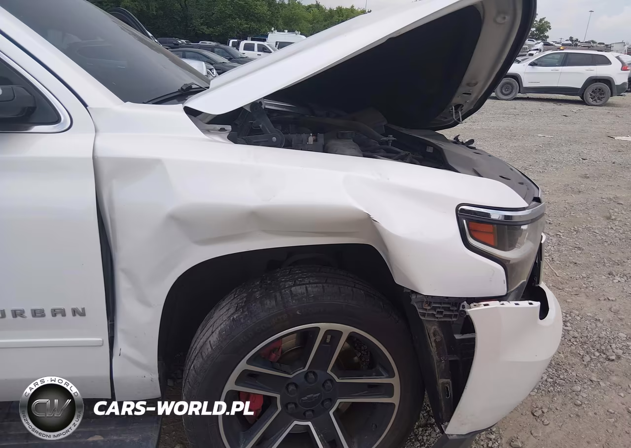 2019 Chevrolet Suburban Premier VIN:1GNSCJKC0KR153397 - 6