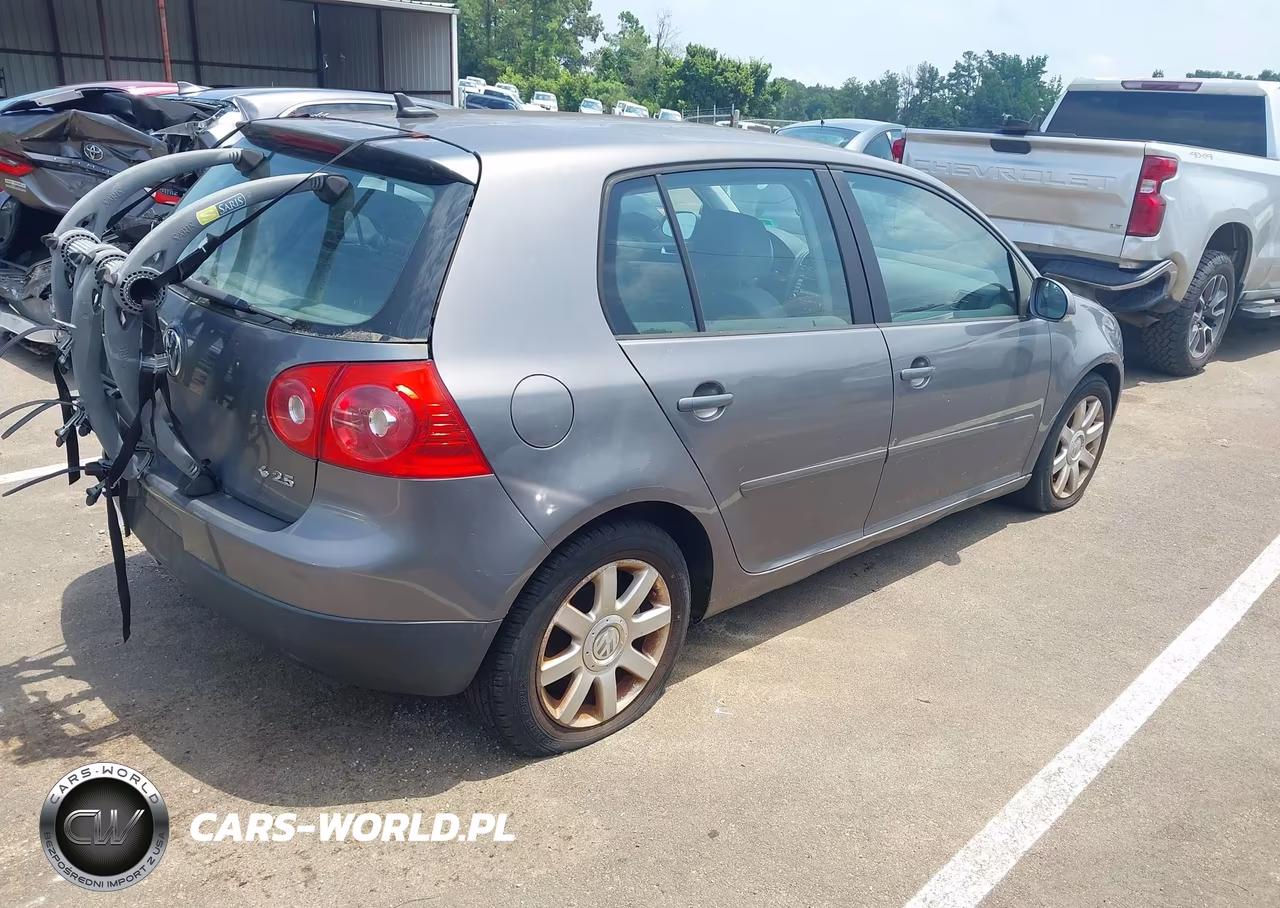 2007 Volkswagen Rabbit 4-Door VIN:WVWCR71K47W254720 - 4