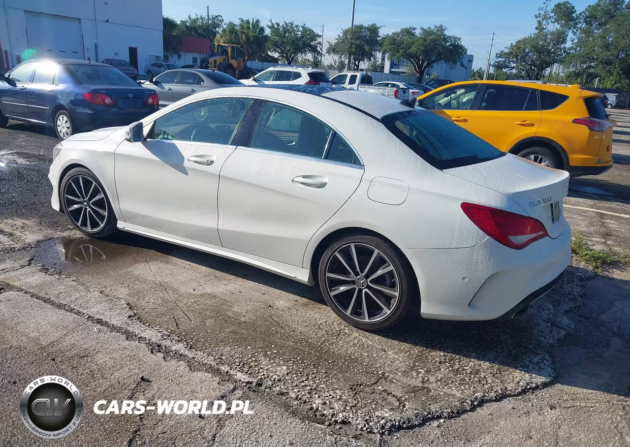 2014 Mercedes-Benz Cla 250 VIN:WDDSJ4EB6EN050862 - 3
