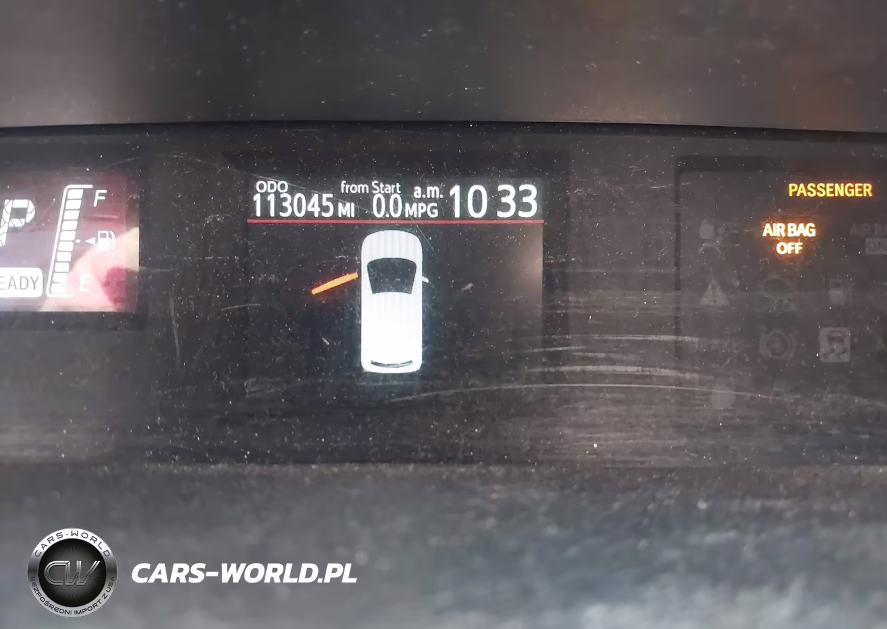 2015 Toyota Prius C Two VIN:JTDKDTB35F1105061 - 15