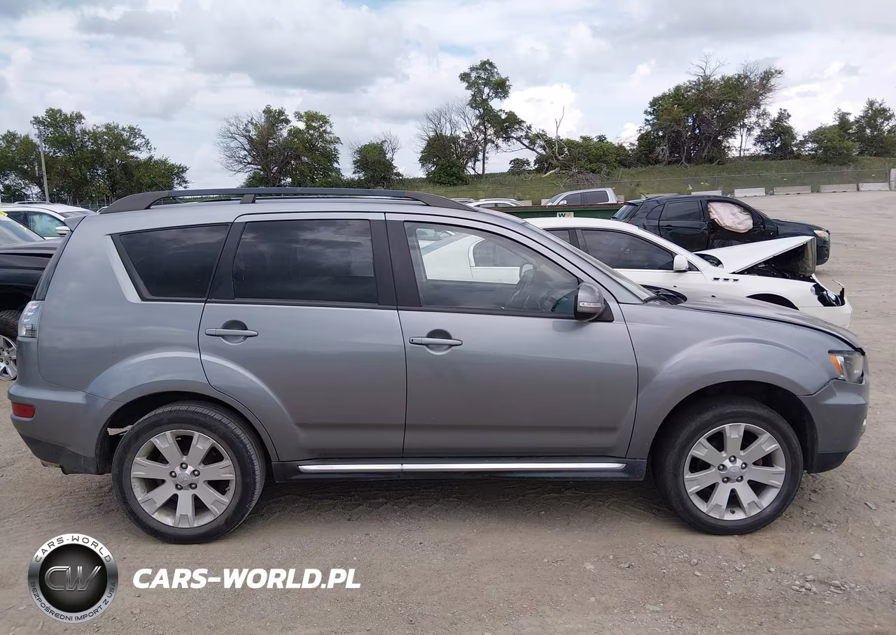 2013 Mitsubishi Outlander Se VIN:JA4JT3AW9DU020885 - 13