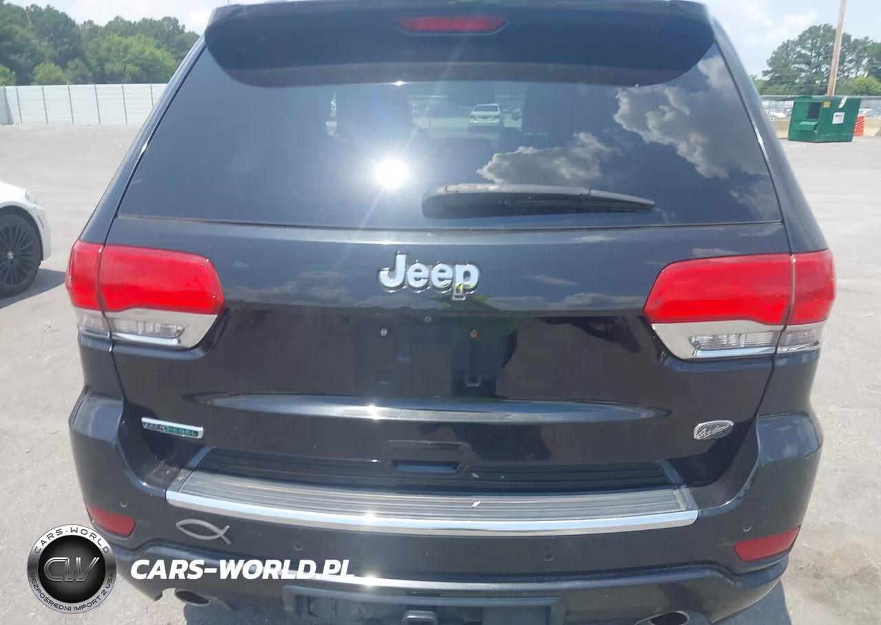 2015 Jeep Grand Cherokee Overland VIN:1C4RJECM4FC920267 - 15