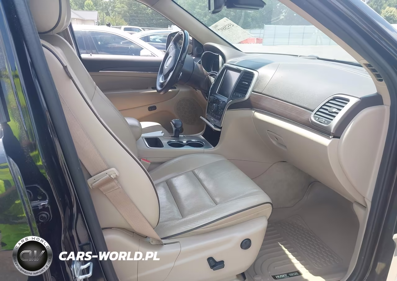 2015 Jeep Grand Cherokee Overland VIN:1C4RJECM4FC920267 - 5