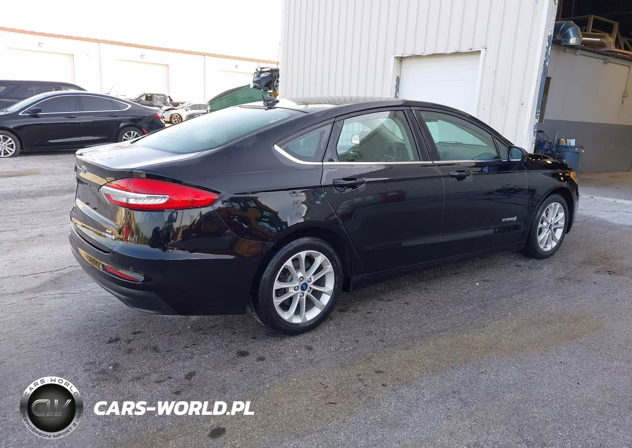 2019 Ford Fusion Hybrid Se VIN:3FA6P0LU5KR274565 - 4