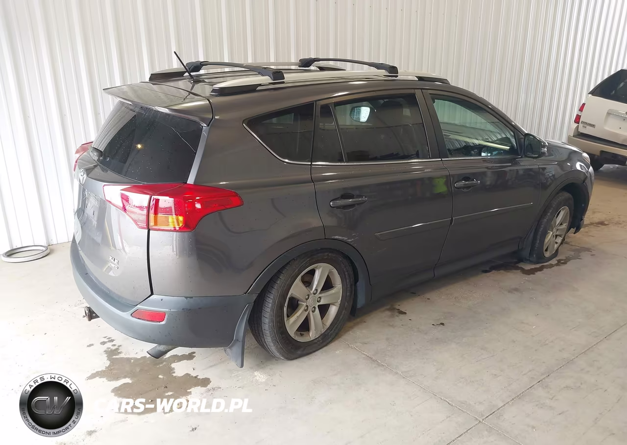 2013 Toyota Rav4 Xle VIN:JTMRFREV9D5009822 - 4