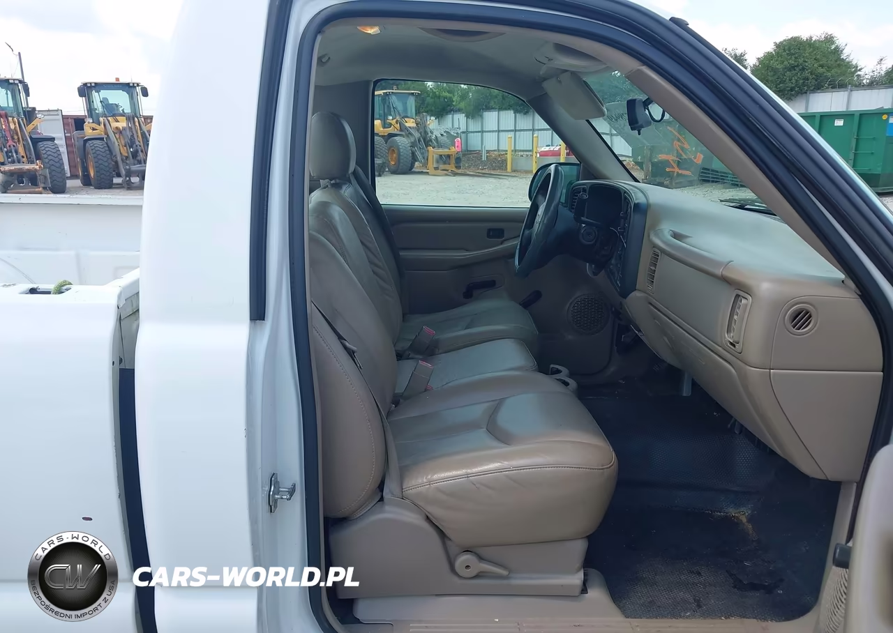 2005 Chevrolet Silverado 1500 Work Truck VIN:1GCEC14X65Z256835 - 5