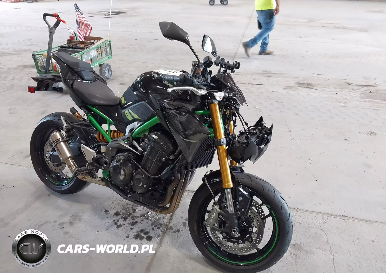 2024 Kawasaki Zr900 M