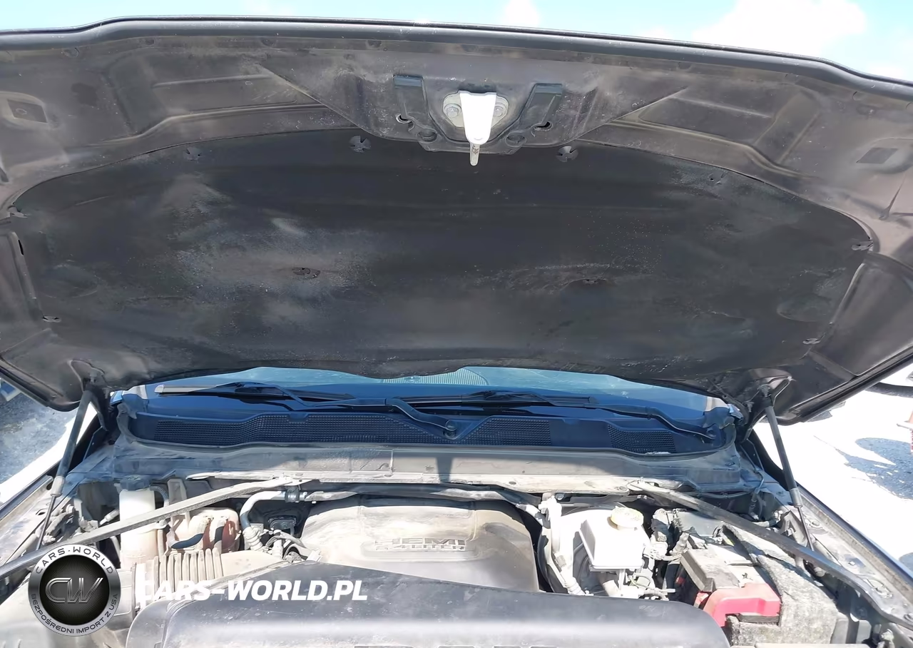 2019 Ram 2500 Tradesman 4X4 6'4 Box VIN:3C6UR5CJ0KG677287 - 9
