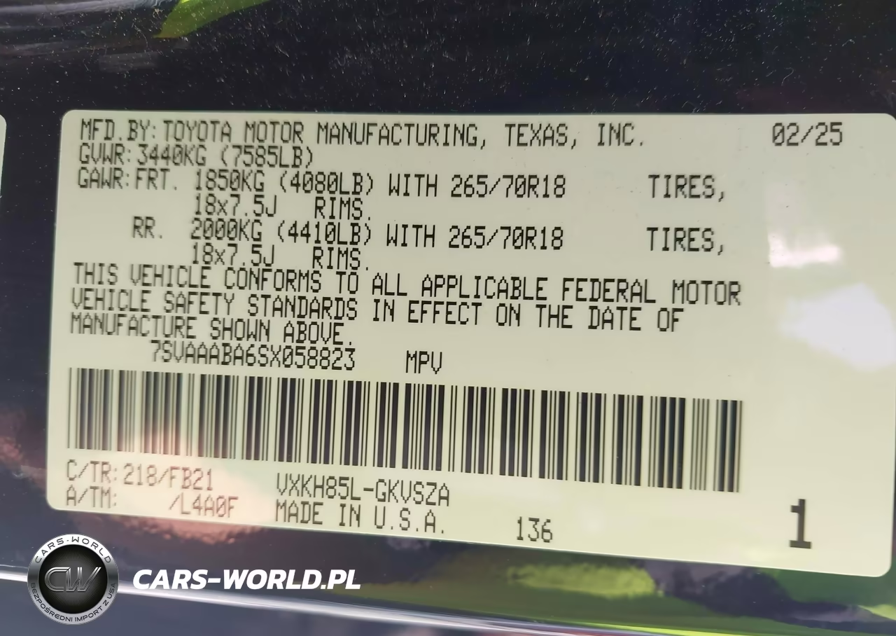 2025 Toyota Sequoia Sr5 VIN:7SVAAABA6SX058823 - 9