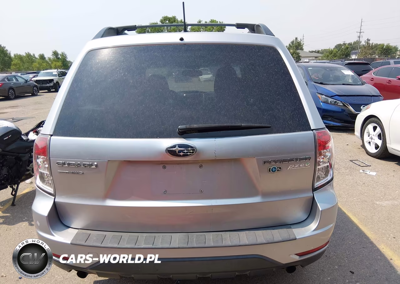 2013 Subaru Forester 2.5X Premium VIN:JF2SHADC5DH417442 - 16