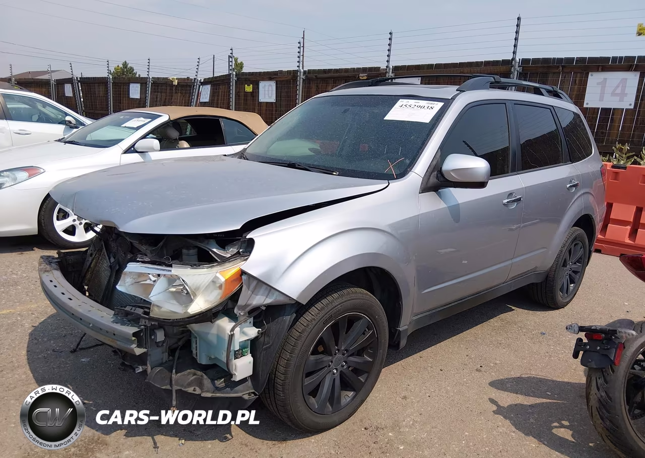 2013 Subaru Forester 2.5X Premium VIN:JF2SHADC5DH417442 - 2