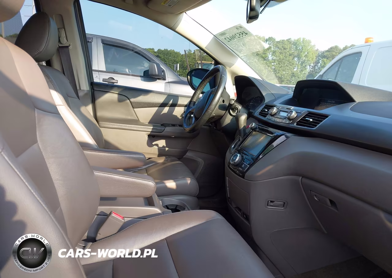 2015 Honda Odyssey Ex-L VIN:5FNRL5H67FB043068 - 5