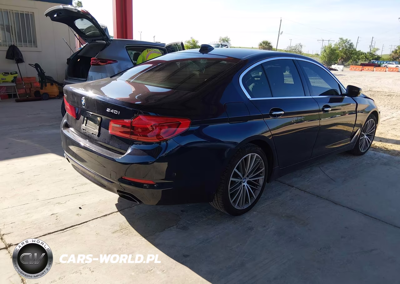 2017 BMW 540I xDrive VIN:WBAJE7C35HWA03912 - 4