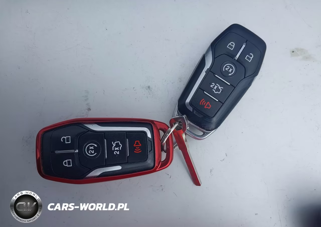 2016 Ford Fusion Titanium Phev VIN:3FA6P0SU4GR157049 - 11