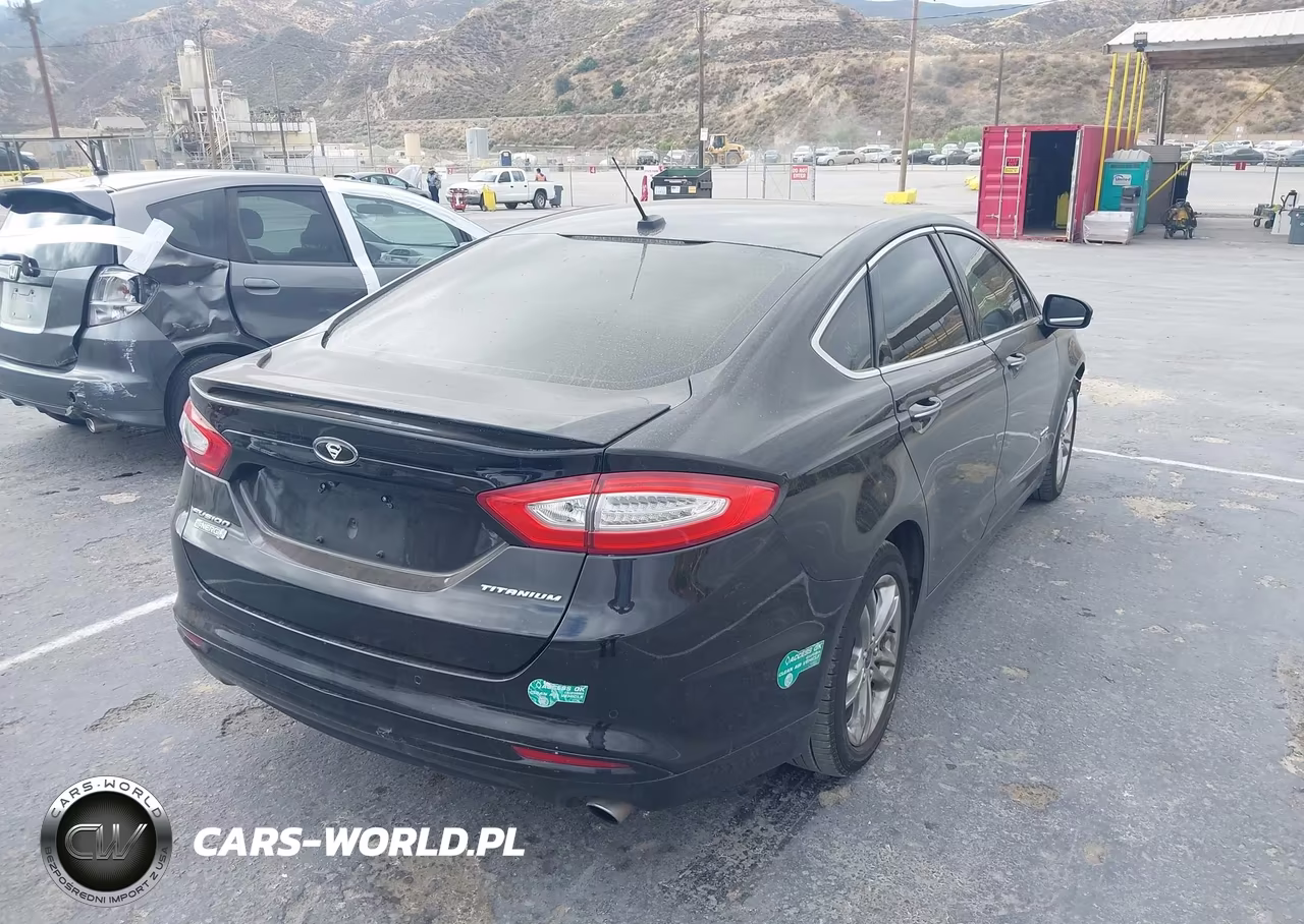 2016 Ford Fusion Titanium Phev VIN:3FA6P0SU4GR157049 - 4
