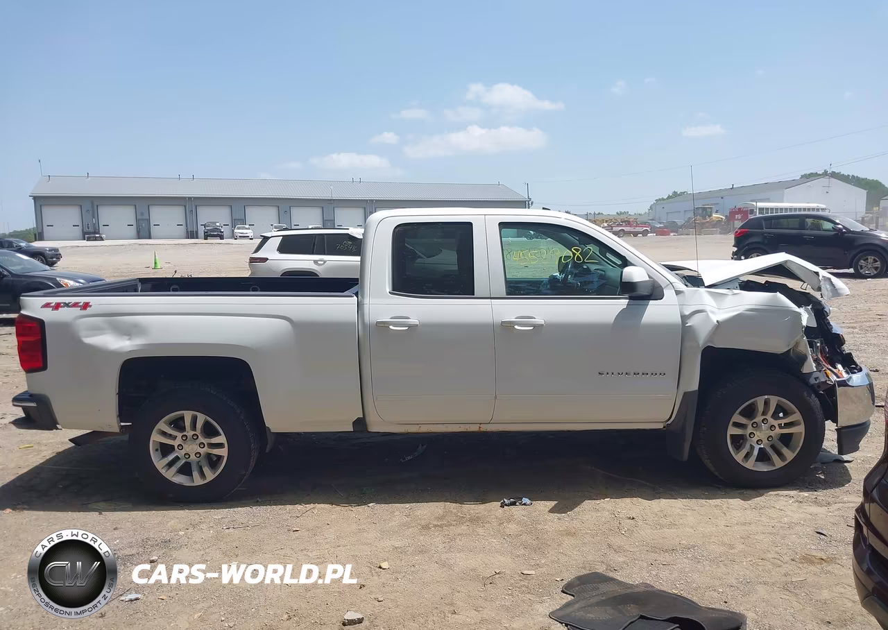 2018 Chevrolet Silverado 1500 1Lt VIN:1GCVKREHXJZ195637 - 13