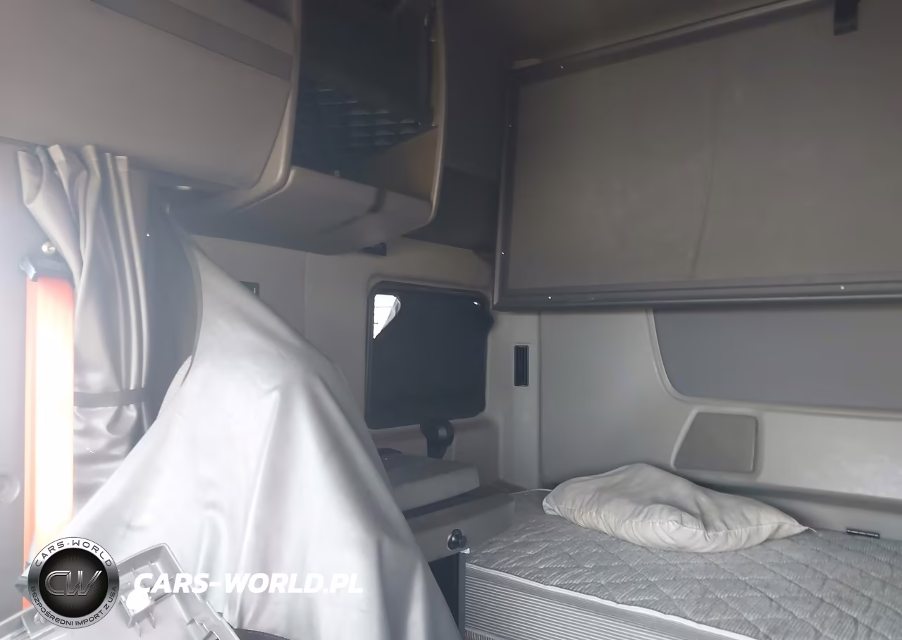 2018 International Lt VIN:3HSDZAPR2JN094965 - 7