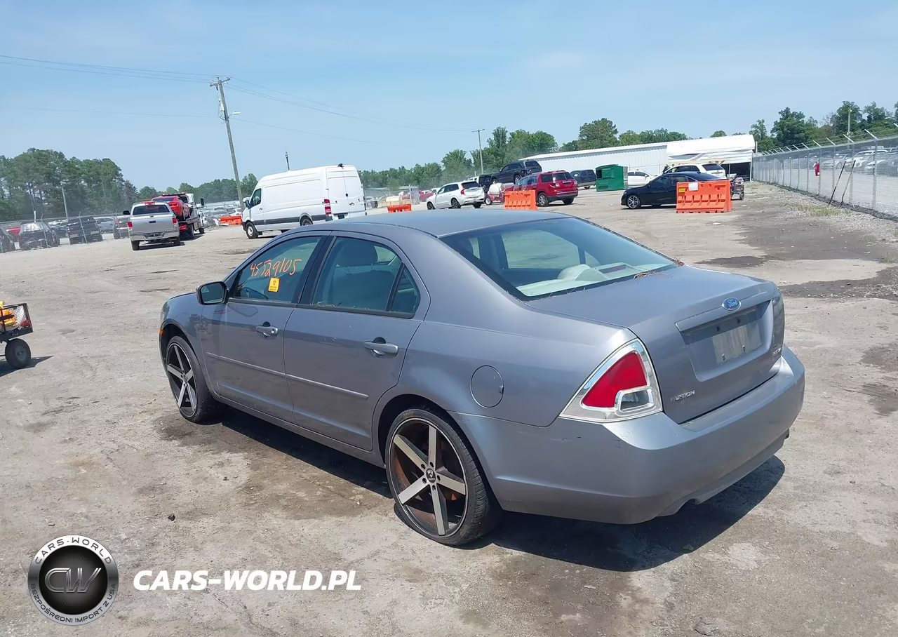 2007 Ford Fusion Se VIN:3FAHP07177R110976 - 3