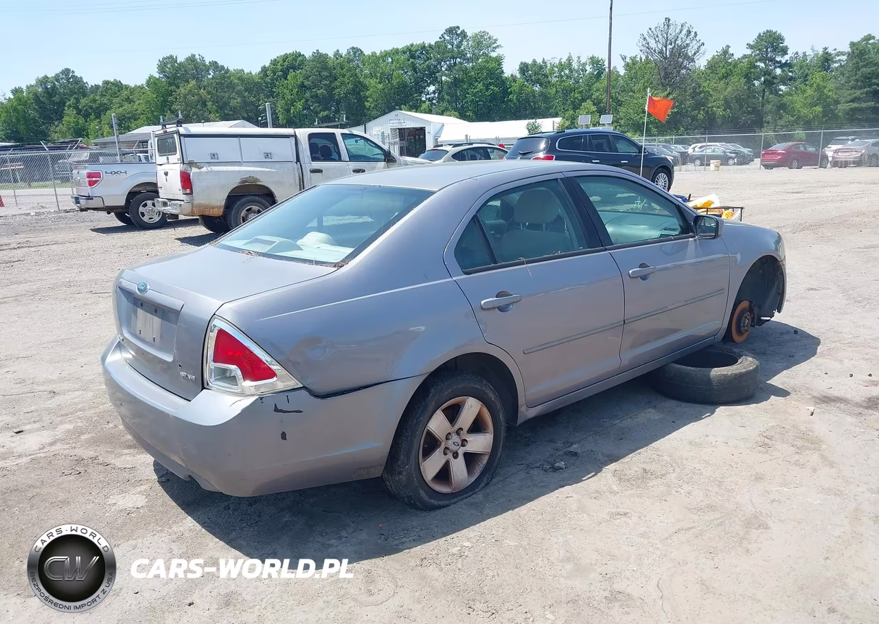 2007 Ford Fusion Se VIN:3FAHP07177R110976 - 4