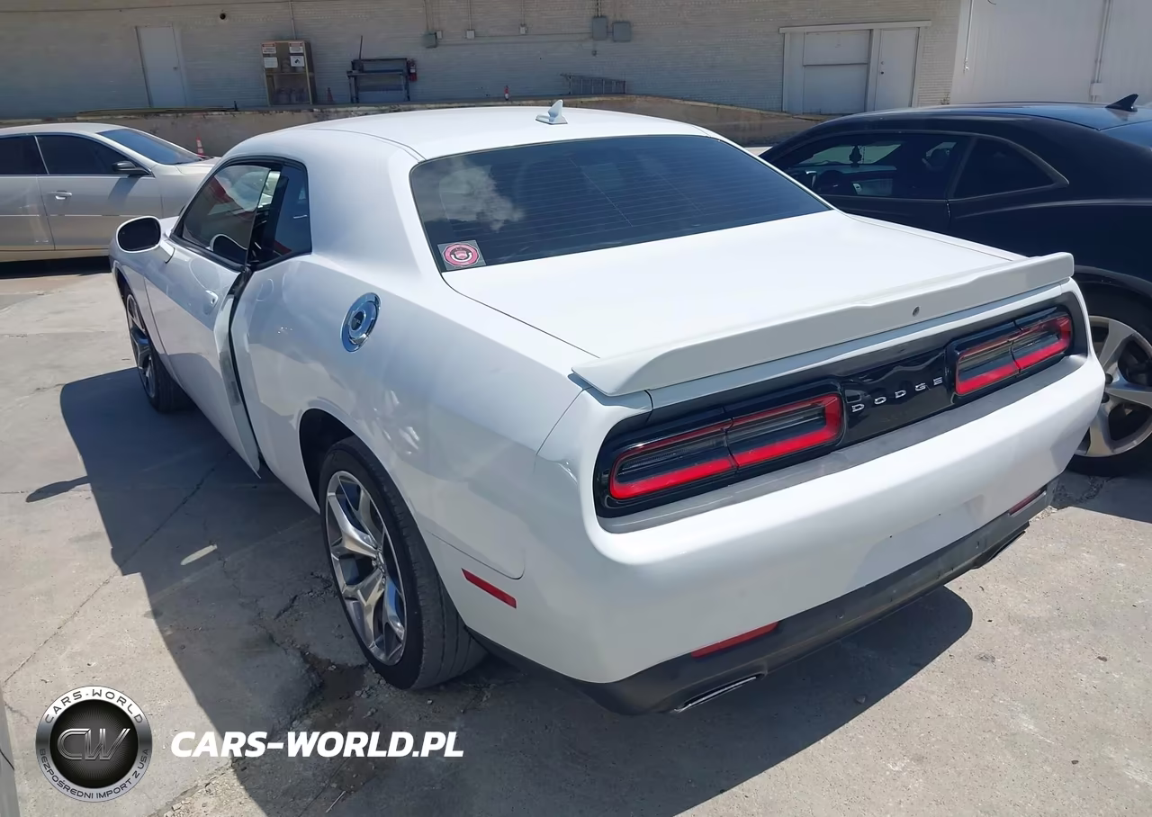 2015 Dodge Challenger Sxt Plus VIN:2C3CDZBG4FH723813 - 3