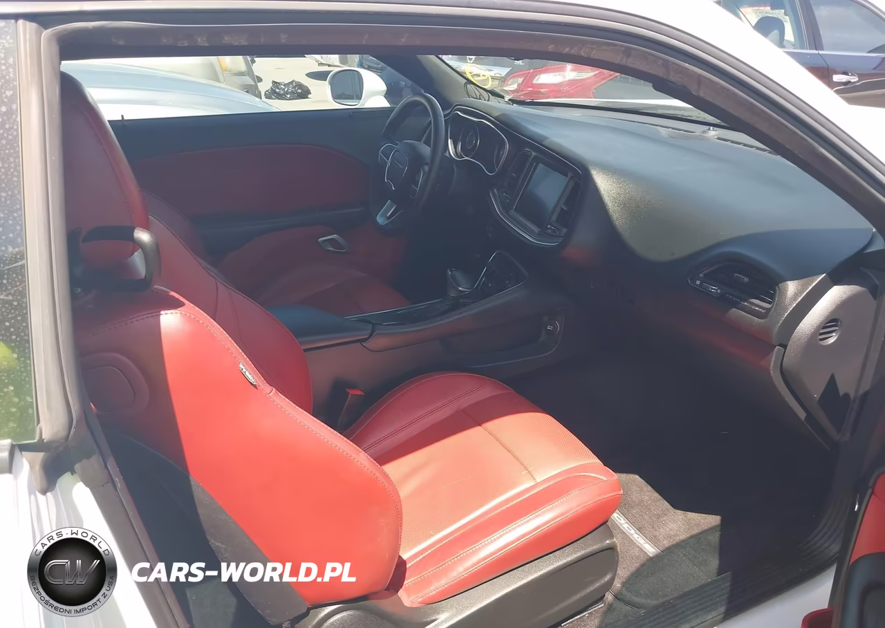 2015 Dodge Challenger Sxt Plus VIN:2C3CDZBG4FH723813 - 5