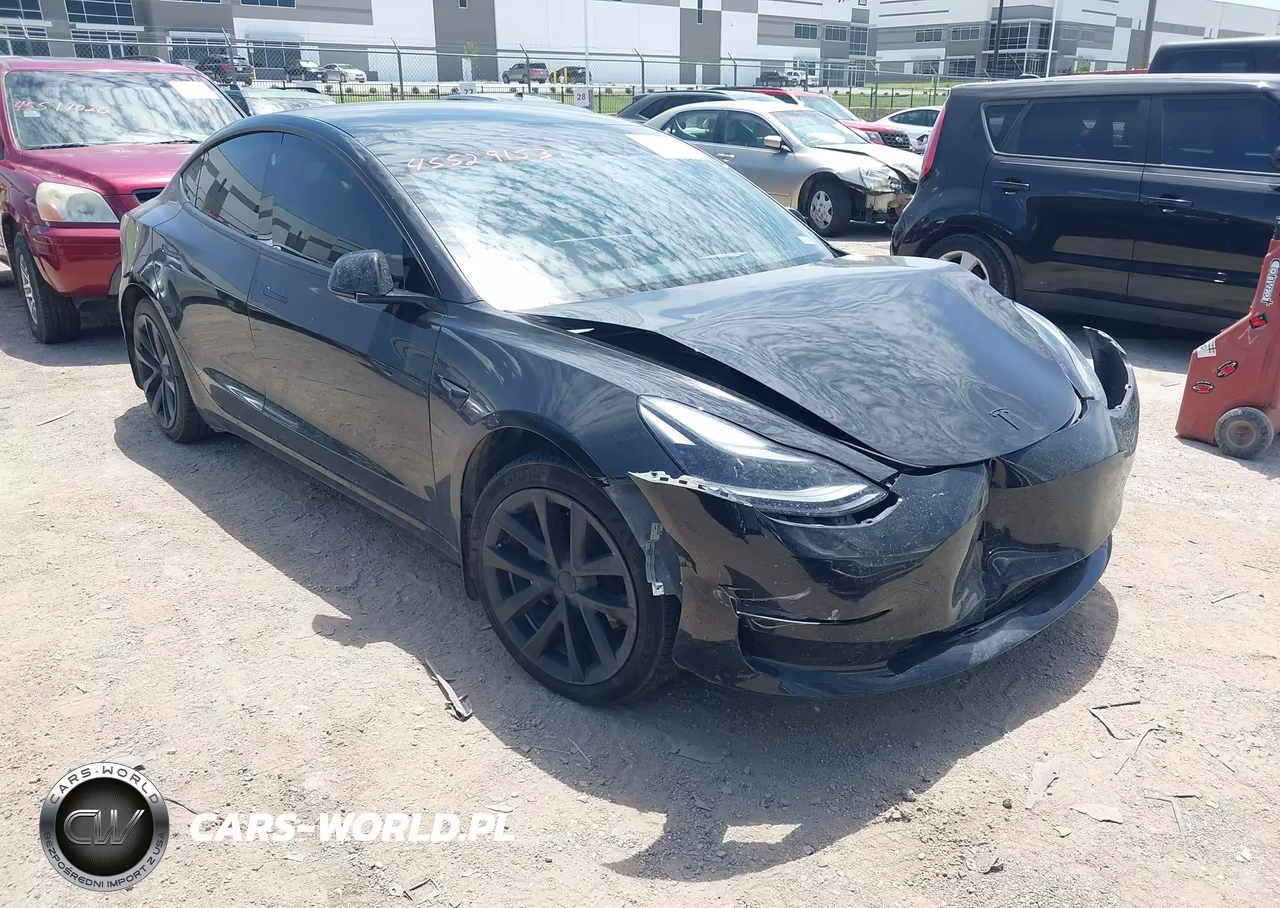 2021 Tesla Model 3 Standard Range Plus Rear-Wheel Drive – zdjęcie 1 z 18