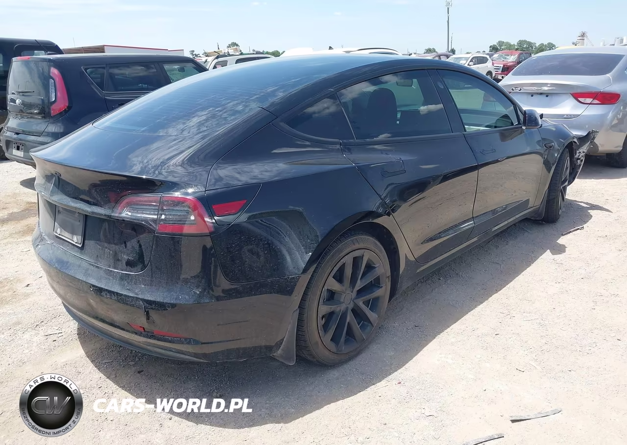 2021 Tesla Model 3 Standard Range Plus Rear-Wheel Drive VIN:5YJ3E1EA5MF922275 - 4