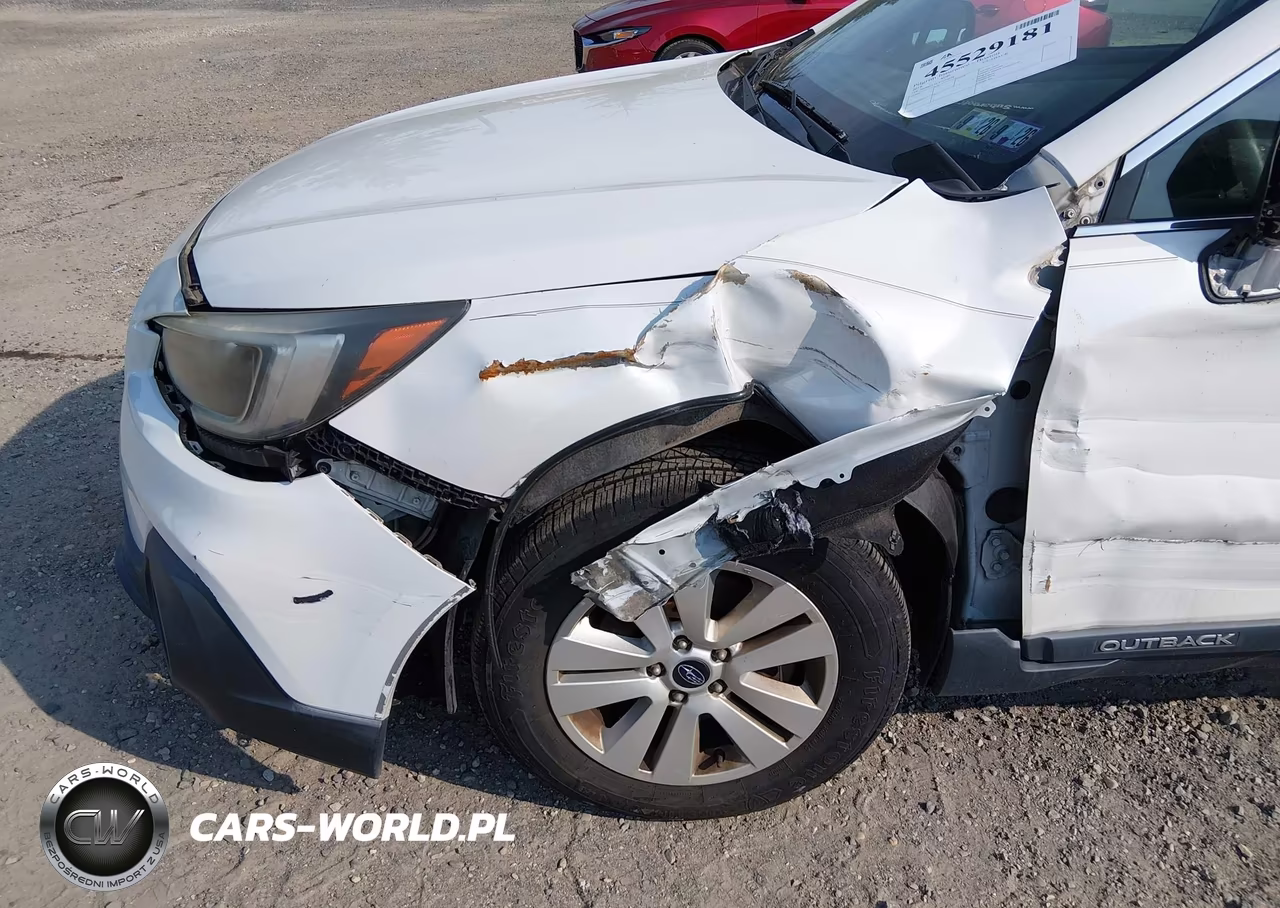 2018 Subaru Outback 2.5I VIN:4S4BSAAC3J3316974 - 17