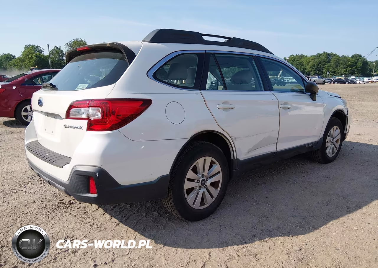 2018 Subaru Outback 2.5I VIN:4S4BSAAC3J3316974 - 4