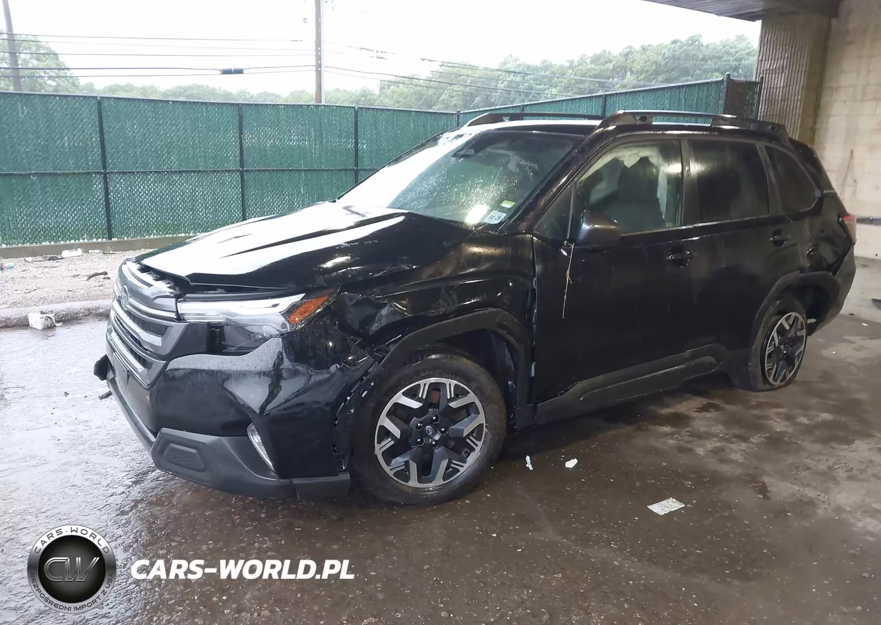 2025 Subaru Forester Premium VIN:JF2SLDBC2SH467165 - 2
